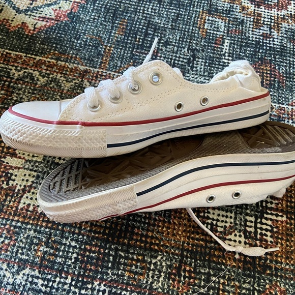 Converse - Picture 2 of 3
